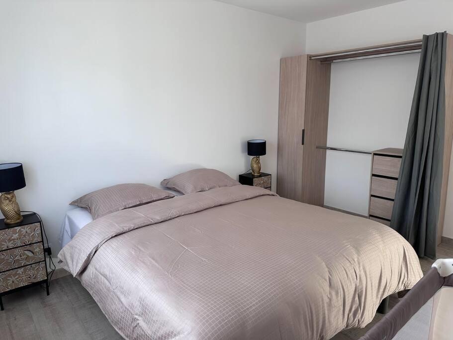Chez Sana Apartment Saint-Dizier Luaran gambar